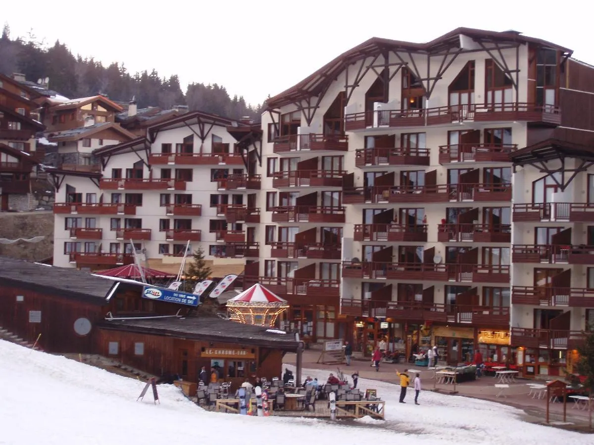 Ski-In Ski-Out 1 Bed, La Tania Courchevel 0*,  France
