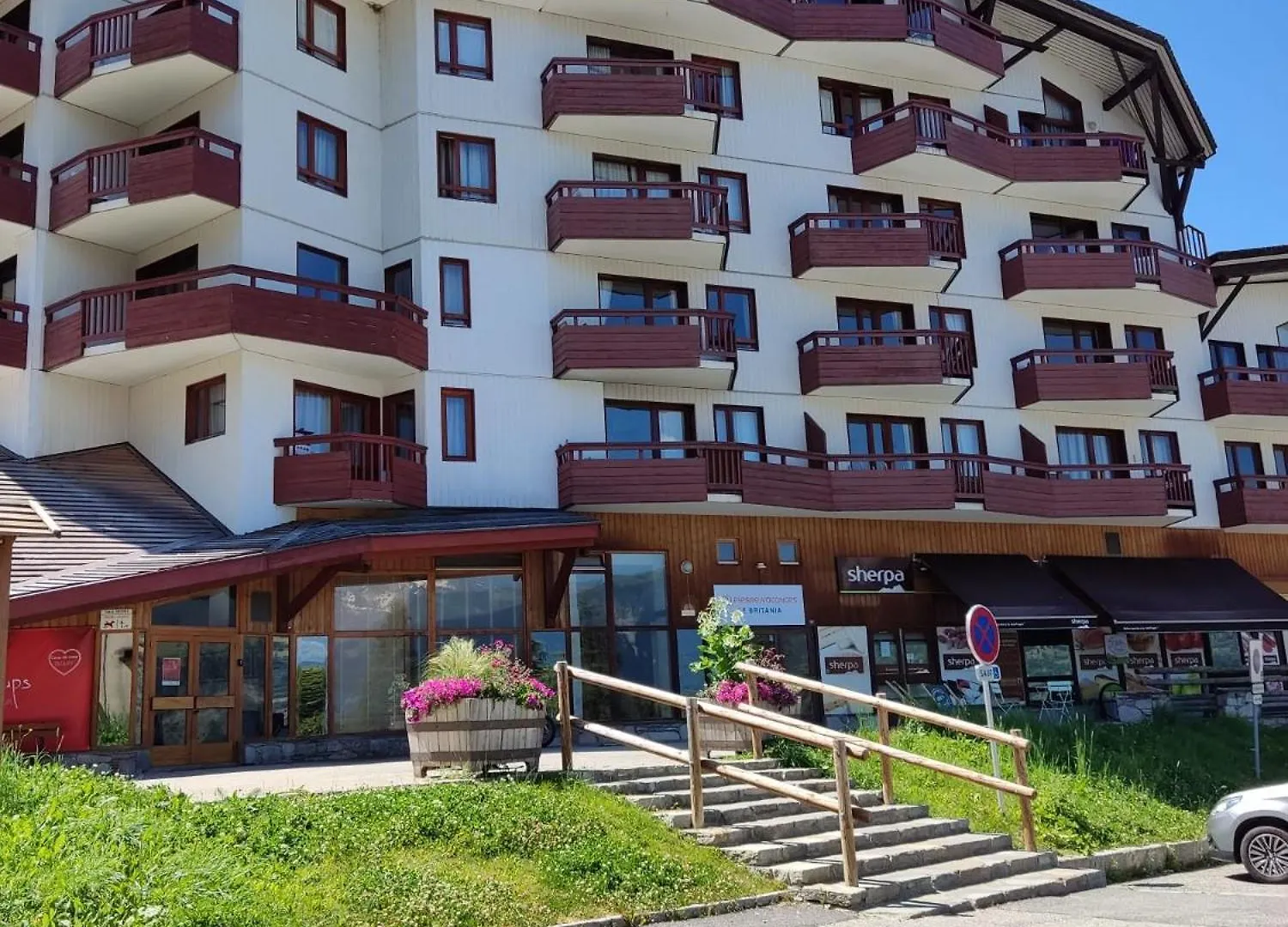 Apartment Ski-In Ski-Out 1 Bed, La Tania Courchevel France