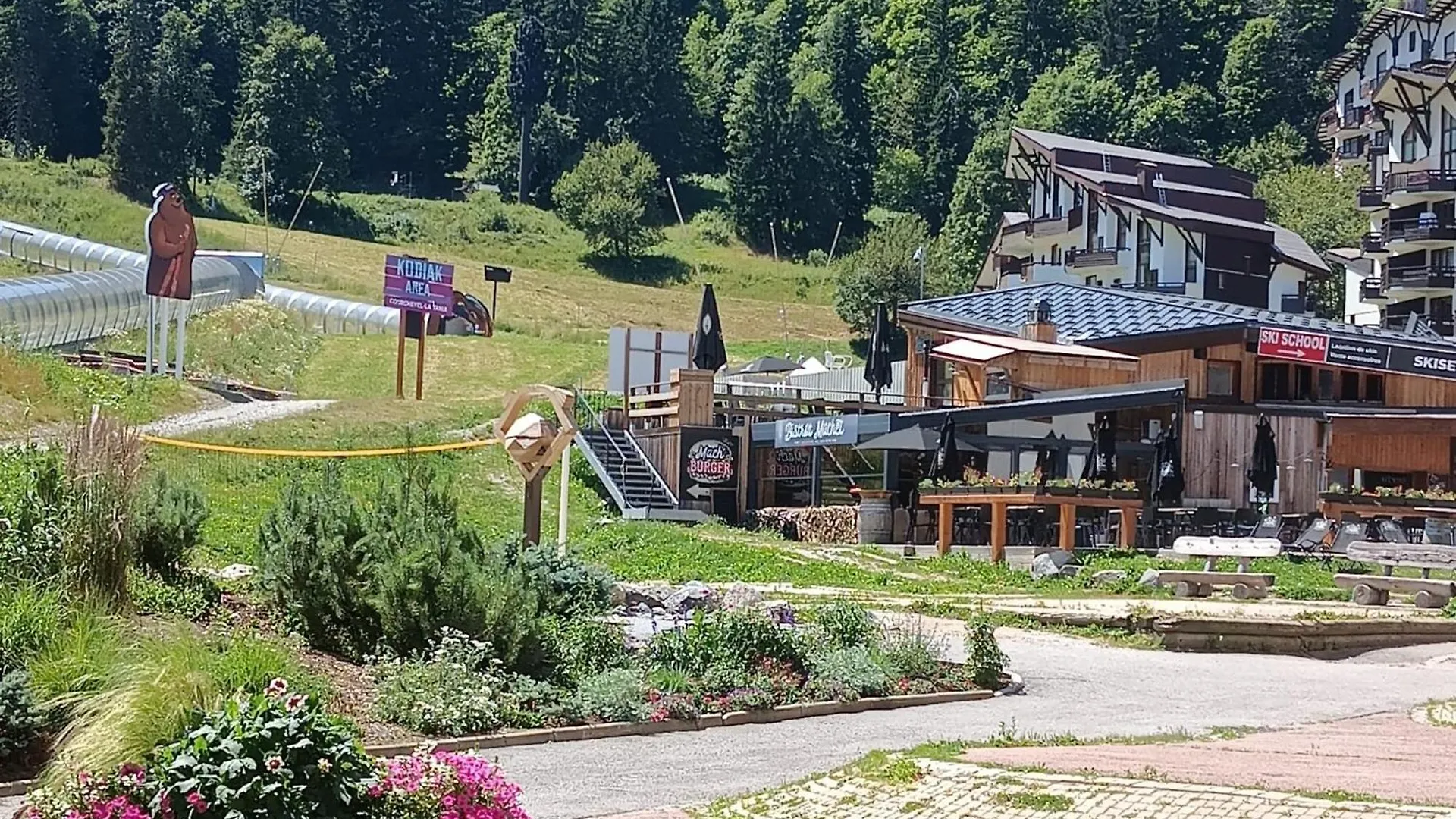 Ski-In Ski-Out 1 Bed, La Tania Courchevel France